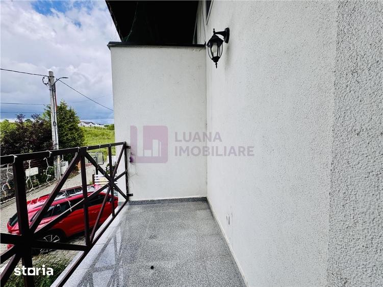 Casă cu 4 camere cu Teren 250 Mp în Roșia