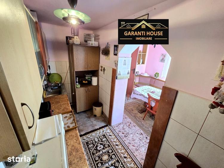 Casă cu 4 camere nedecomandat cu Teren 500 Mp în Groși