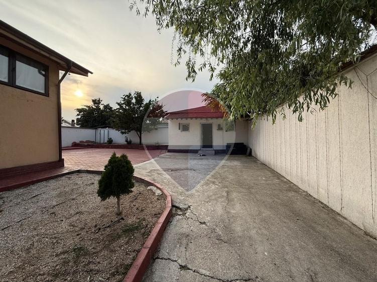 Casă individuală cu 3 camere cu Teren 587 Mp în Glina