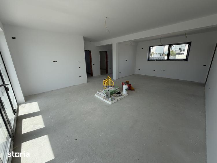 Casă cu 4 camere cu Teren 450 Mp în Ghencea