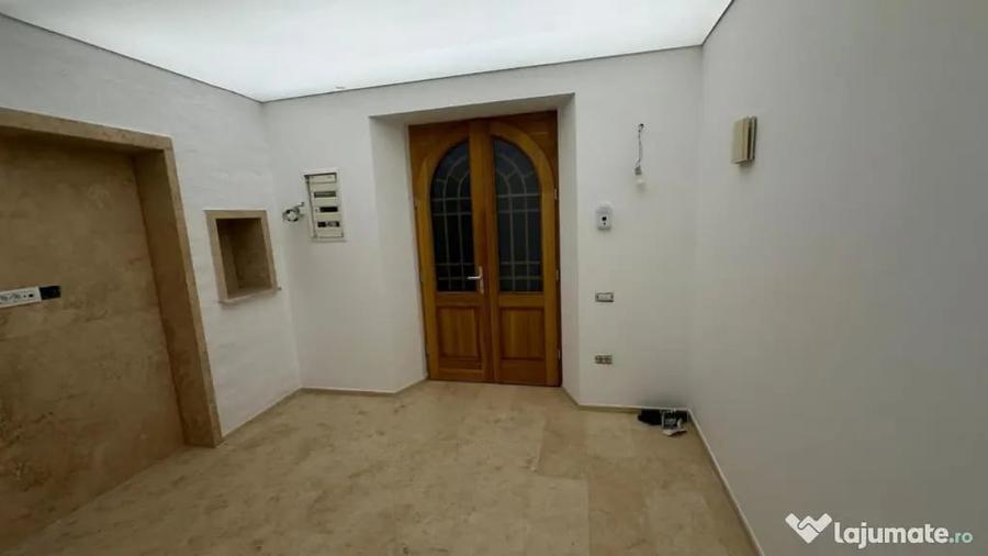 Apartament cu 2 camere nedecomandat în Ultracentral