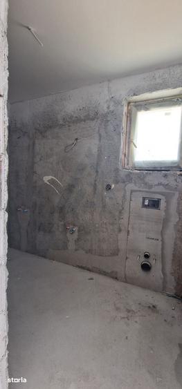 Casă cu 4 camere cu Teren 250 Mp în Central