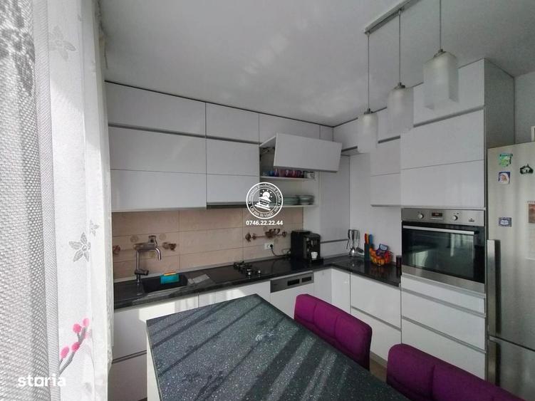 Casă cu 4 camere cu Teren 200 Mp în Rediu