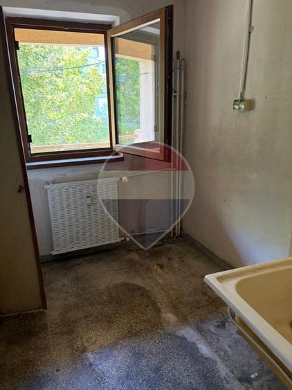 Apartament cu 2 camere în Tomis III