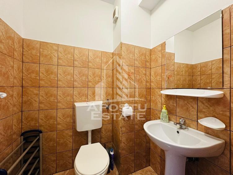Apartament cu 3 camere decomandat, mobilat în Micălaca