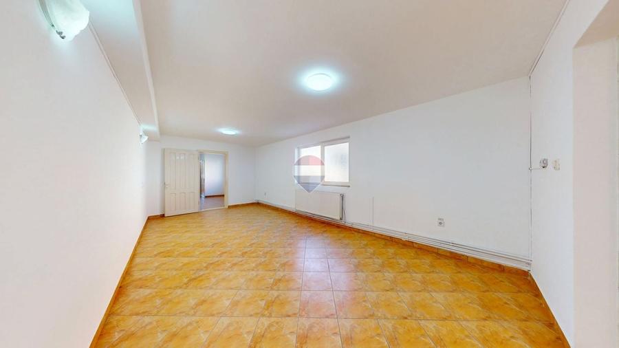 Spațiu comercial, de 82 mp, în Central