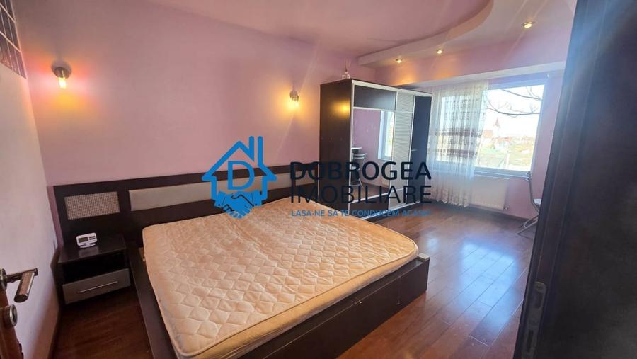 Apartament cu 2 camere decomandat în E3