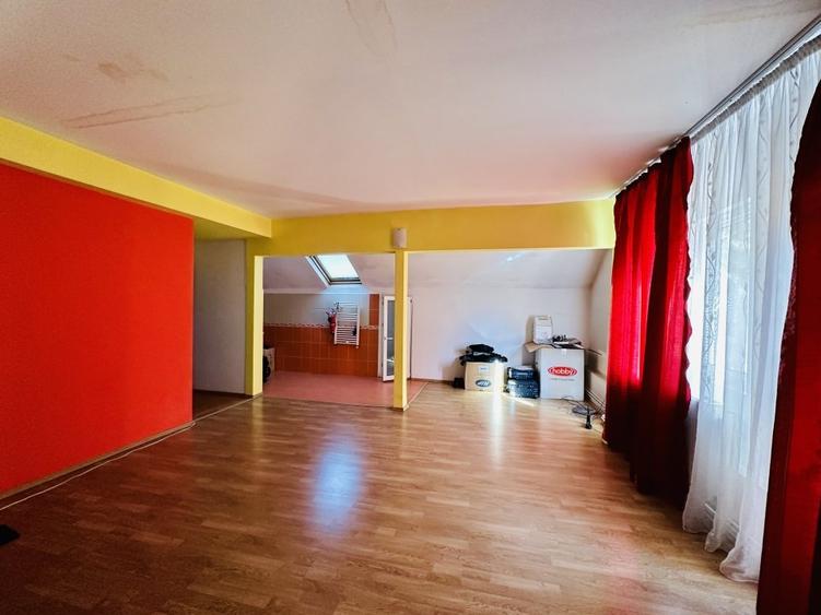 Casă individuală cu 6 camere cu Canalizare în Brâncoveanu