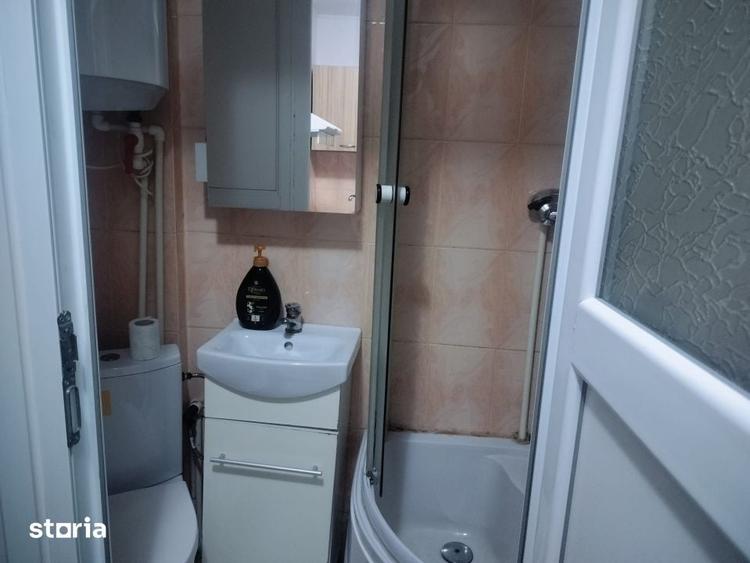Garsonieră în Valea Rosie