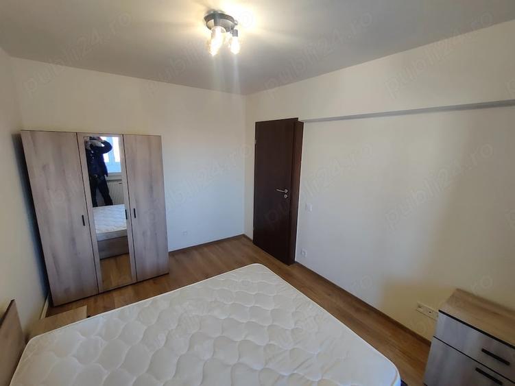 Apartament cu 3 camere decomandat în Calea Dumbrăvii