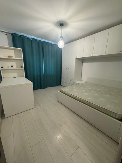 Apartament cu 3 camere decomandat în Popoveni