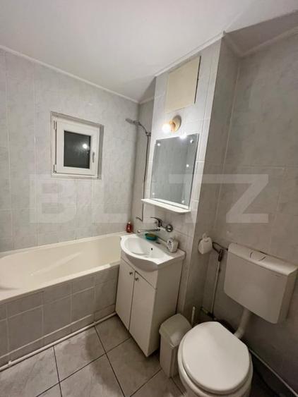 Apartament cu 3 camere decomandat, mobilat în Brazda lui Novac