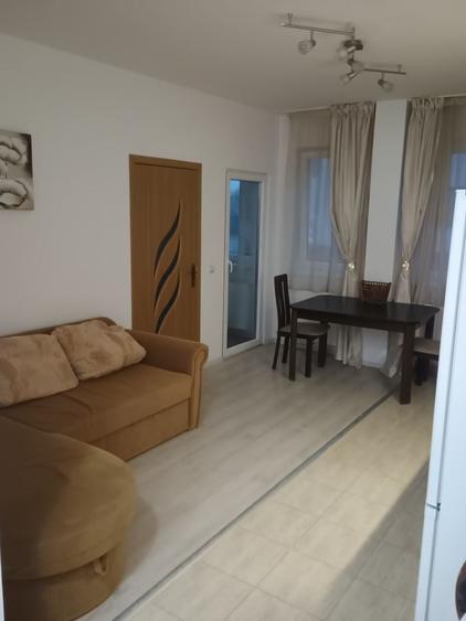 Apartament cu 2 camere în Florești