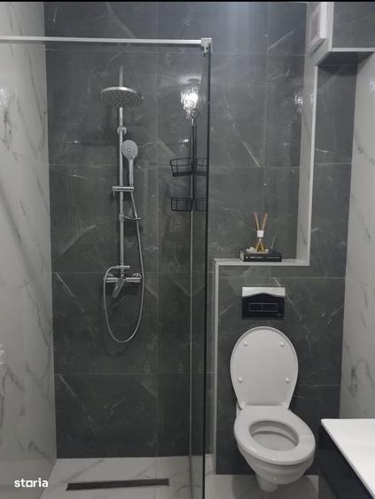 Apartament de vanzare cu 3 camere,2 bai decomandat in AES Residence - 4
