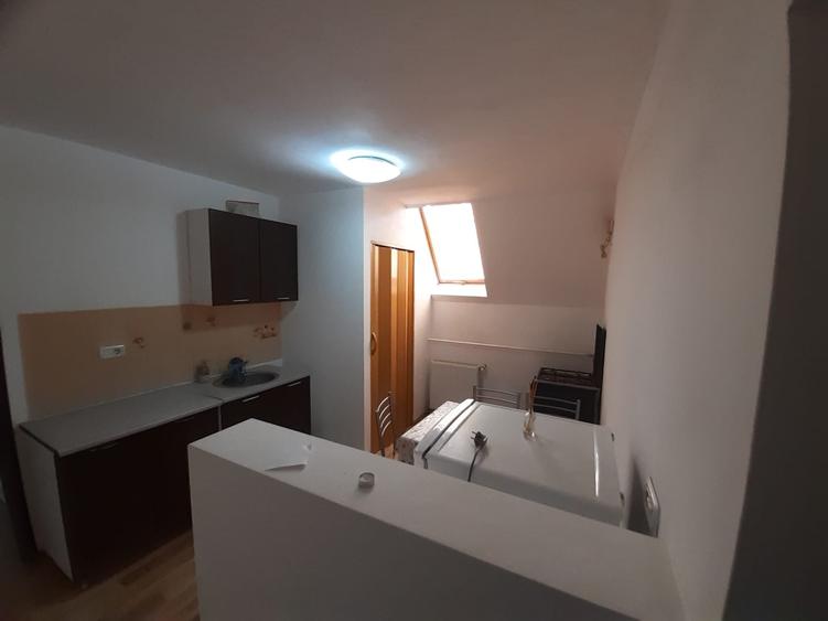 Apartament cu 2 camere decomandat, mobilat în Simion Bărnuțiu
