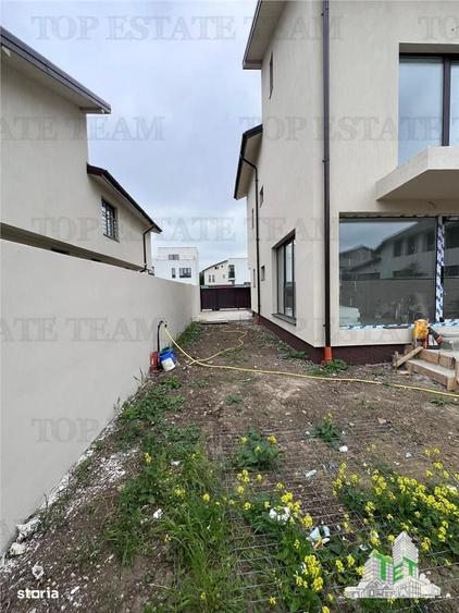 Casă cu 4 camere cu Teren 330 Mp în Prelungirea Ghencea