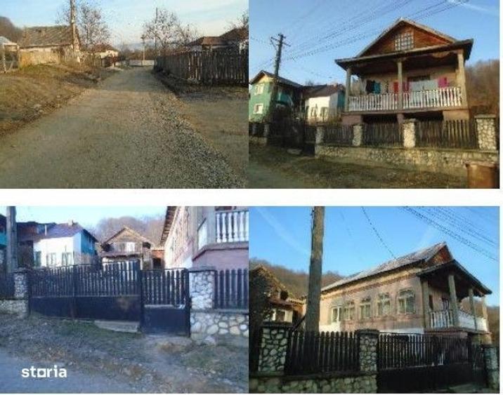 Casă cu 3 camere în Dârmănești