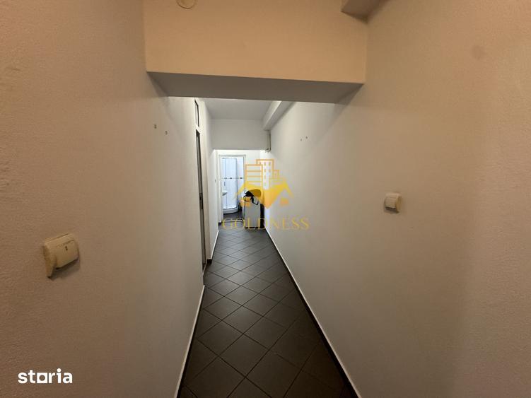 Apartament cu 3 camere în Andrei Mureșanu