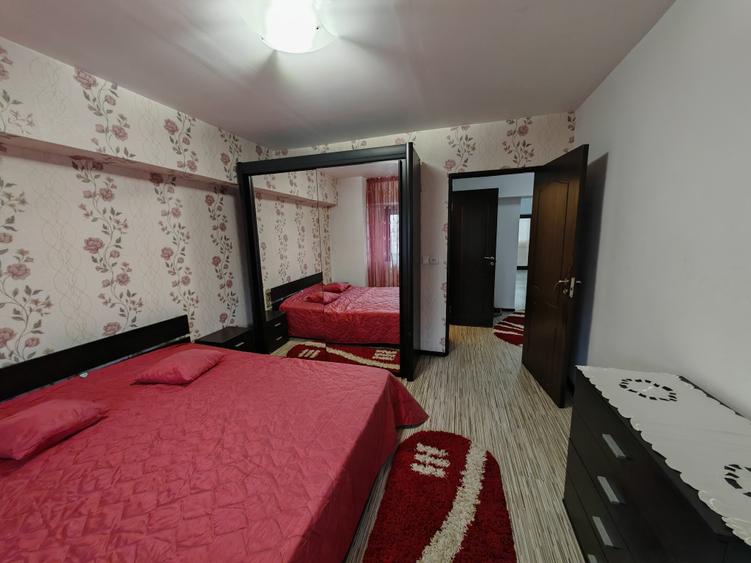 Apartament cu 3 camere decomandat, mobilat în Ștefan cel Mare