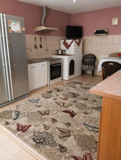 Casă cu 4 camere în Rasova