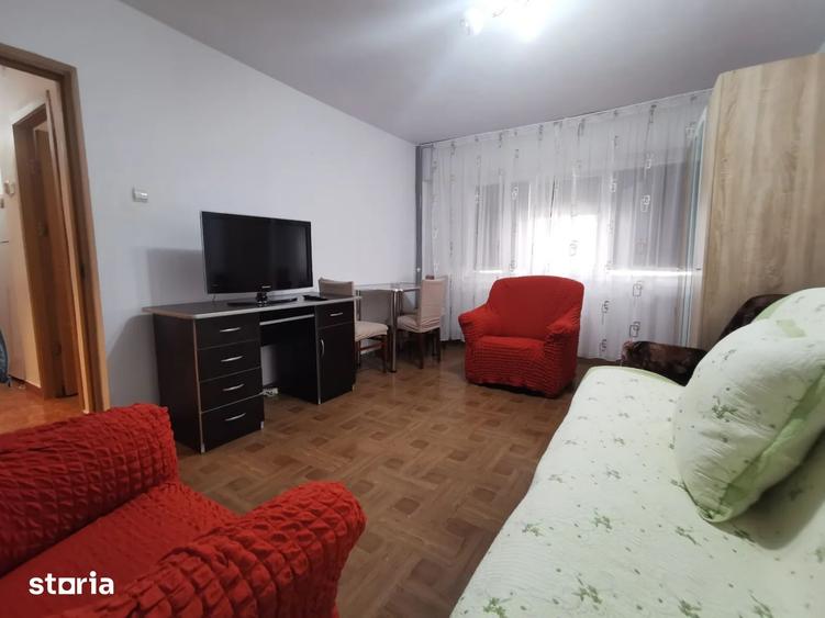 Garsonieră decomandată, mobilată în Inel II