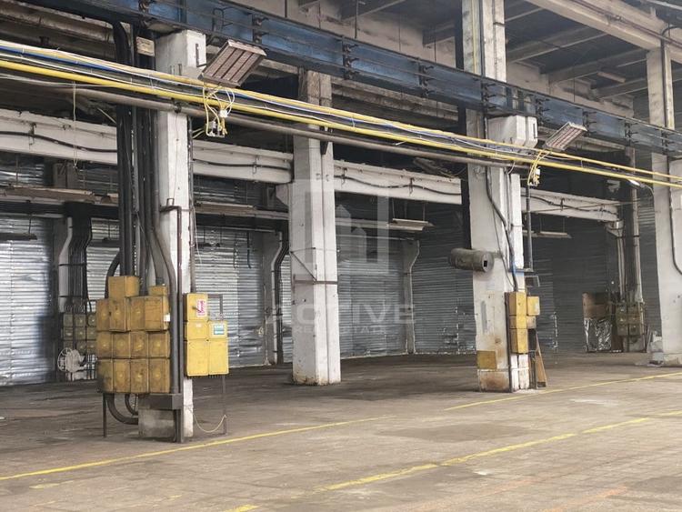 Spațiu industrial, de 450 mp, în Iris