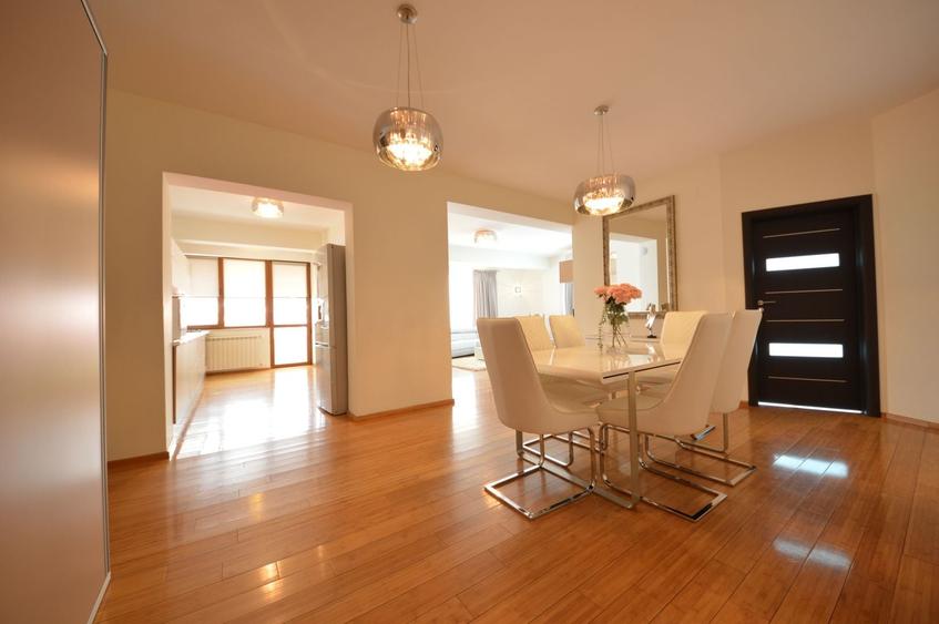 Apartament cu 3 camere semidecomandat, mobilat în Herăstrău