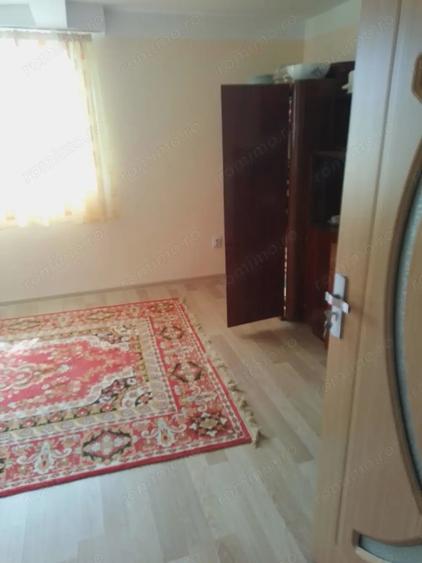 Casă cu 2 camere în Almașu