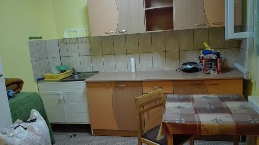 Apartament cu 2 camere semidecomandat în Exterior Vest
