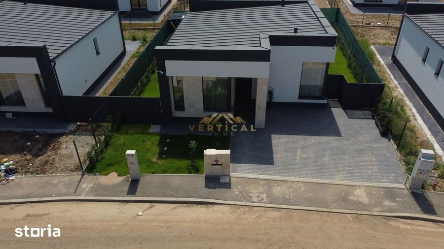 Casă cu 4 camere cu Teren 323 Mp în Vidra
