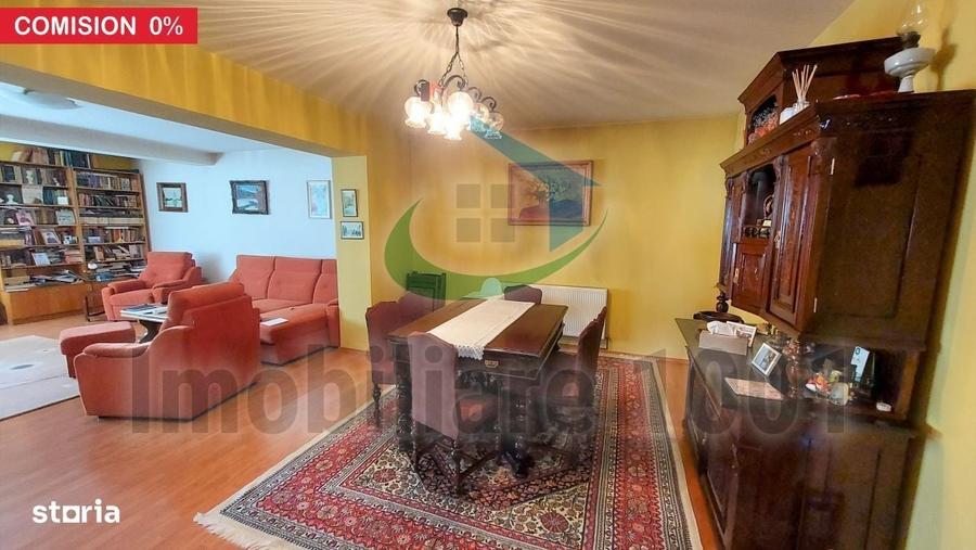 Casă cu 4 camere cu Teren 1855 Mp în Central