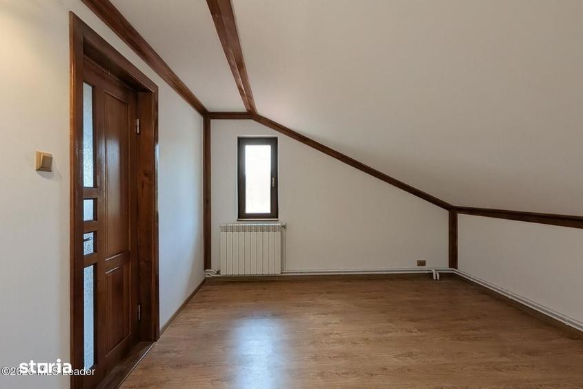 Casă cu 4 camere în Valea Mare