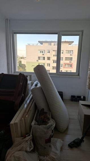 Apartament semidecomandat în Domenii
