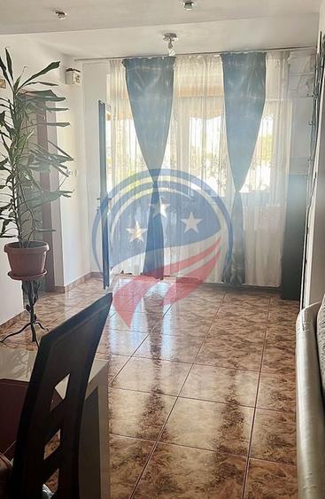 Apartament cu 3 camere decomandat în Craiovița Nouă