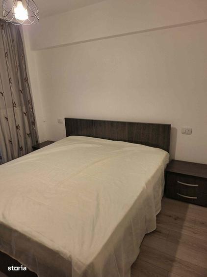Apartament cu 2 camere decomandat în Rovine