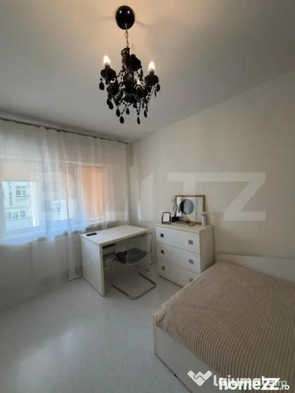 Apartament cu 4 camere decomandat în Ultracentral