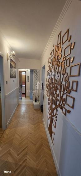 Apartament cu 3 camere decomandat în Tudor