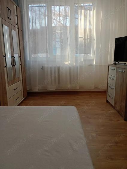 Garsonieră decomandată în Gară