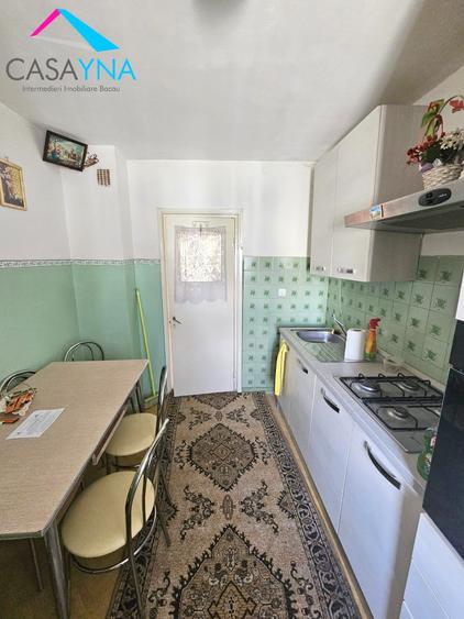 Apartament cu 3 camere decomandat în Ștefan cel Mare