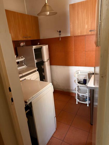 Garsonieră decomandată în Spitalul Județean