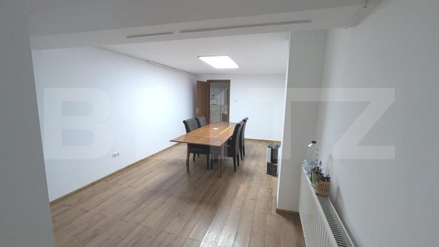 Apartament cu 2 camere semidecomandat în Cetate