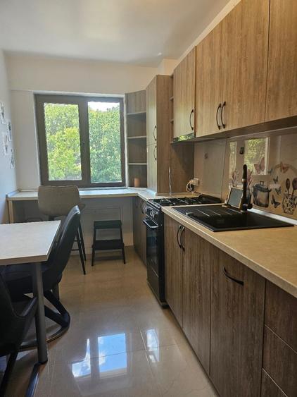 Apartament cu 2 camere nedecomandat în Trivale