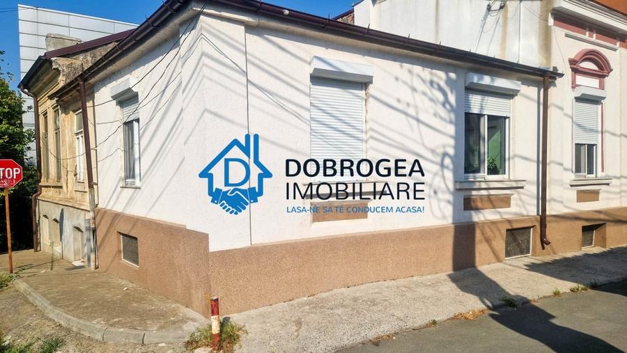 Casă individuală cu 3 camere cu Canalizare în Central