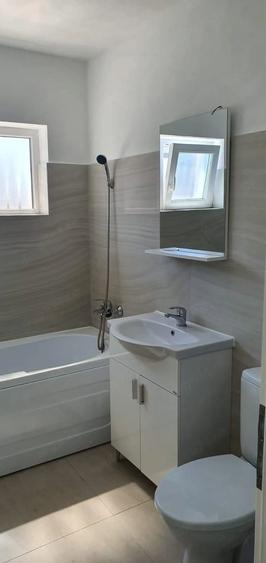 Apartament cu 2 camere semidecomandat în Giroc