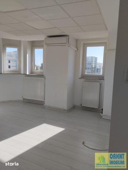 Spațiu comercial, de 10 mp, în Central