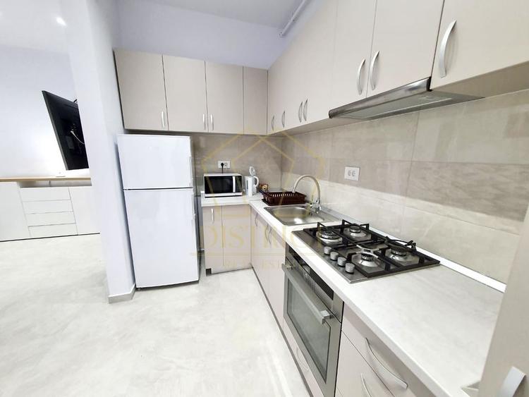 Apartament cu 2 camere semidecomandat, mobilat în Aradului