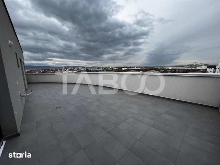 Apartament cu 4 camere decomandat în Turnișor