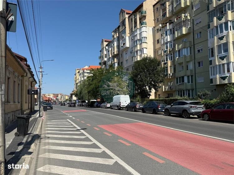 Apartament cu 3 camere decomandat în Terezian