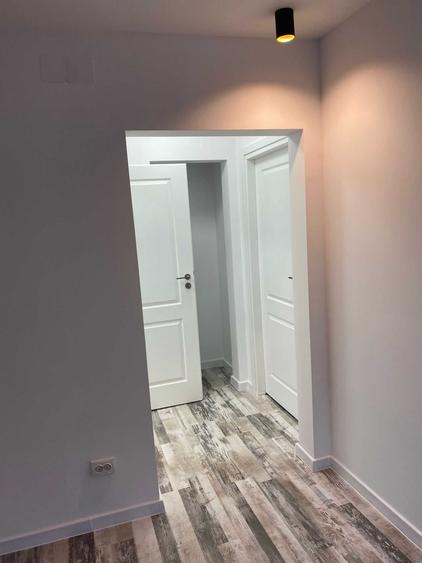 Apartament cu 2 camere semidecomandat în 1 Mai