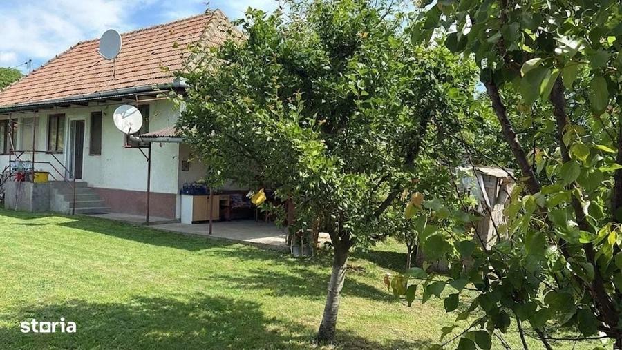 Casă cu 2 camere în Rediu